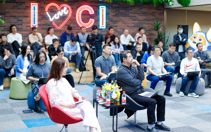 人力资源公司威九国际V9国际举办与AI AGENT技术相关的闭门研讨会